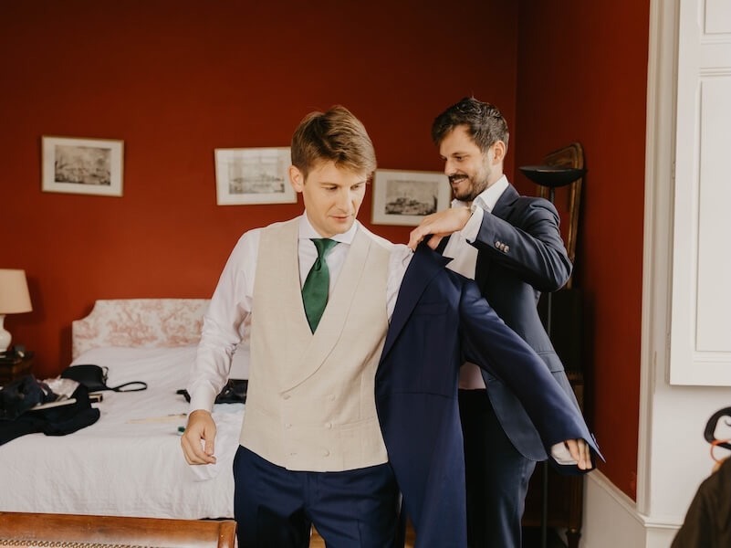 Essayage du costume Atelier Blatin